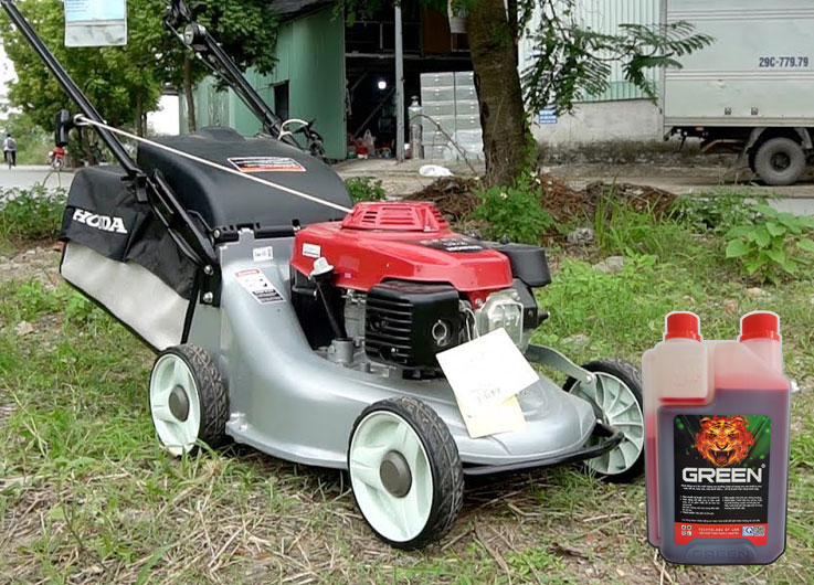Bpetro Green 2T - Dầu động cơ máy cắt cao cấp